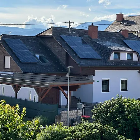 Racing Homestay szállás *